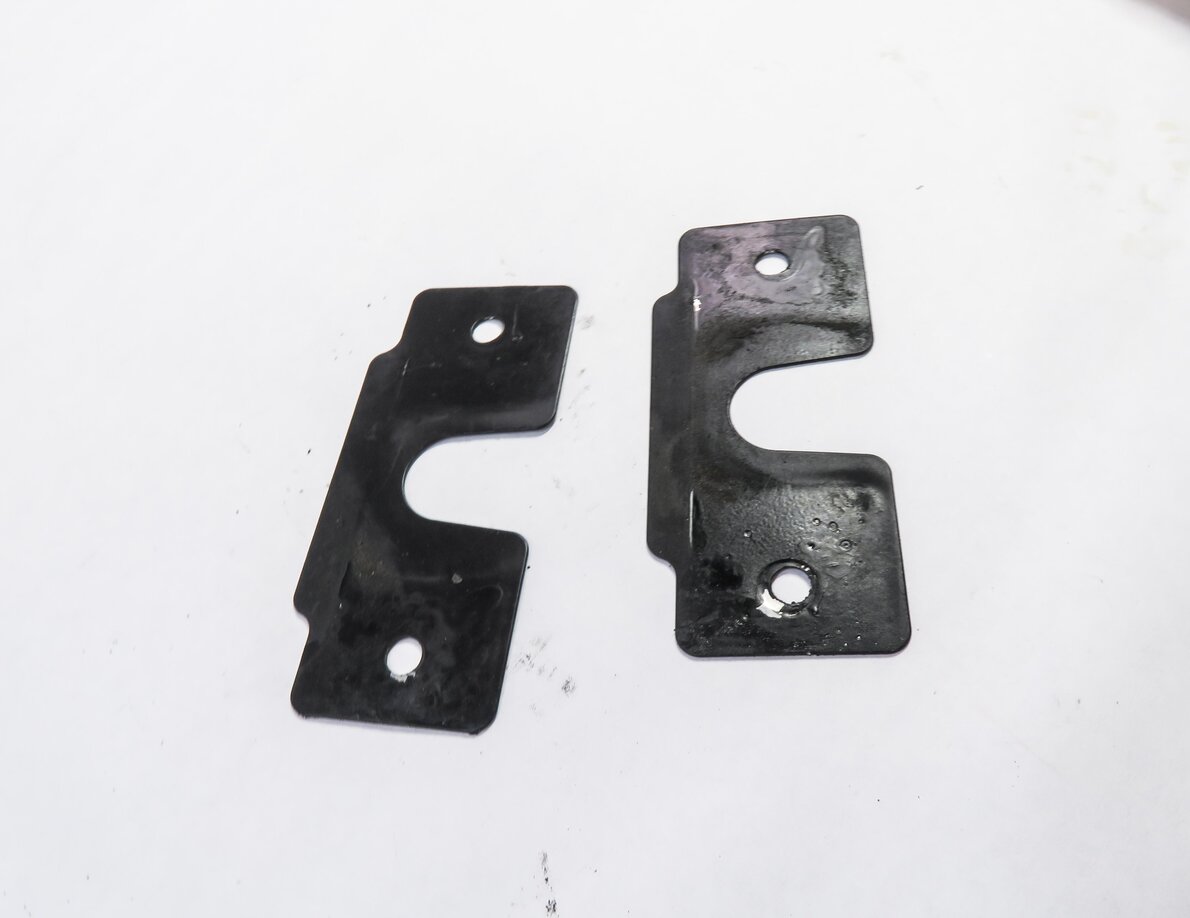 Thumbnail 3: 2013 RANGE ROVER SPORT (L320) FRONT LEFT & RIGHT LOWER HOOD LOCK LATCH SET