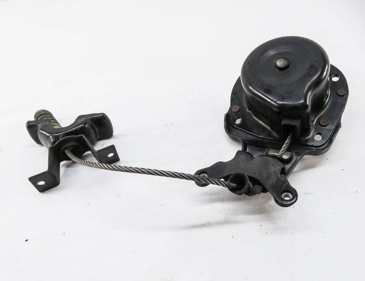 Thumbnail 2: 2013 RANGE ROVER SPORT (L320) EMERGENCY SPARE TIRE CARRIER WINCH HOLDER