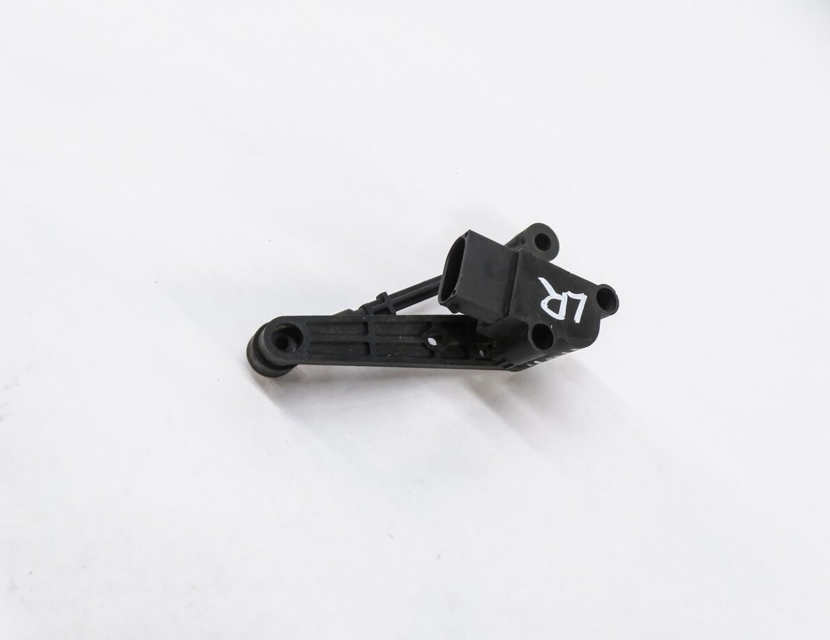 Thumbnail 2: 2013 RANGE ROVER SPORT (L320) LEFT DRIVER REAR SUSPENSION HEIGHT LEVEL SENSOR