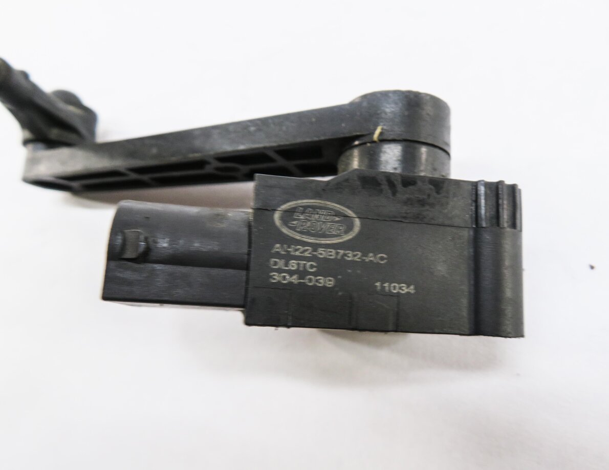 Thumbnail 4: 2013 RANGE ROVER SPORT (L320) LEFT DRIVER REAR SUSPENSION HEIGHT LEVEL SENSOR