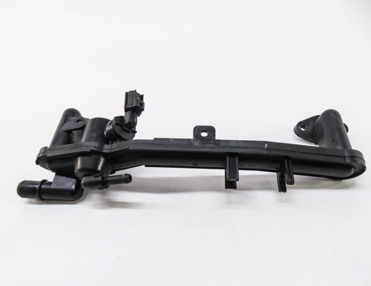 Thumbnail 2: 2013 RANGE ROVER SPORT (L320) 5.0L AJ133 V8 ENGINE COOLANT CROSSOVER PIPE