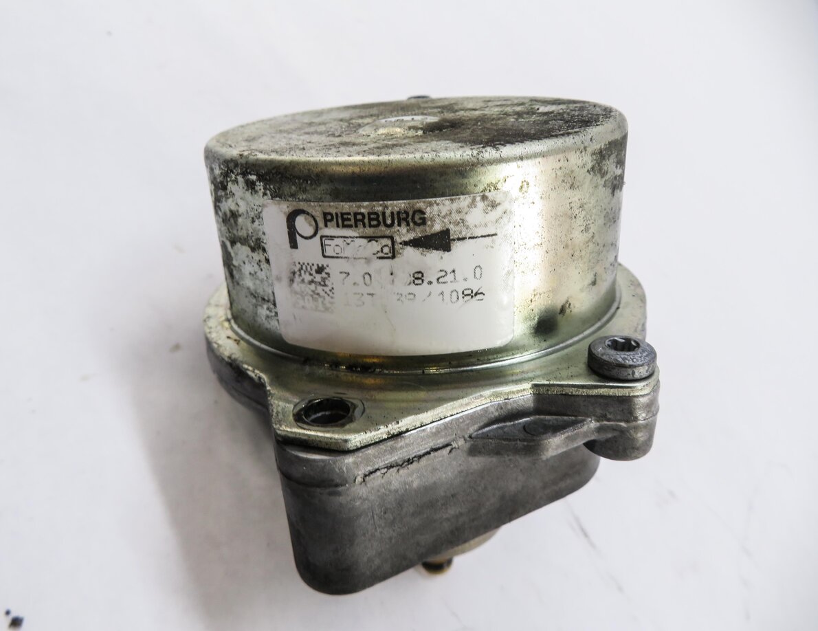 Thumbnail 4: 2010-2019 RANGE ROVER SPORT LR4 JAGUAR XE XF XK - 3.0L / 5.0L BRAKE VACUUM PUMP