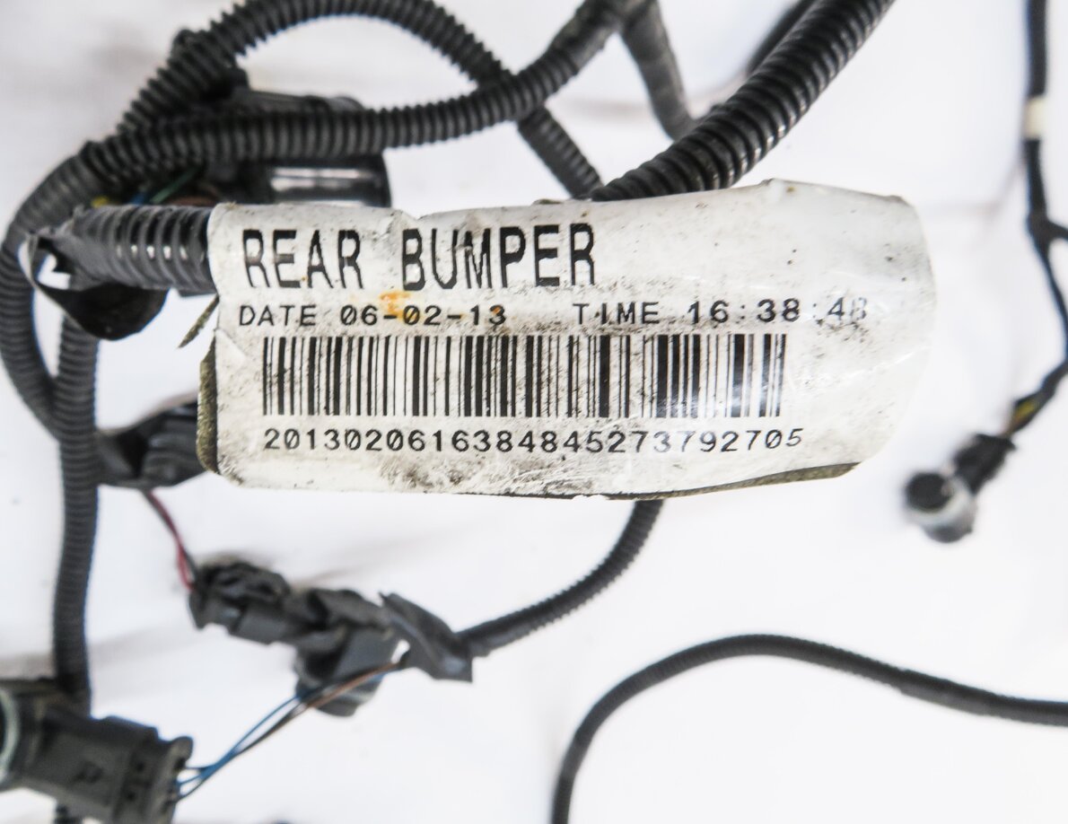 Thumbnail 4: 2013 RANGE ROVER SPORT (L320) REAR PDC PARK SENSOR SET w/ HARNESS (FUJI WHITE)