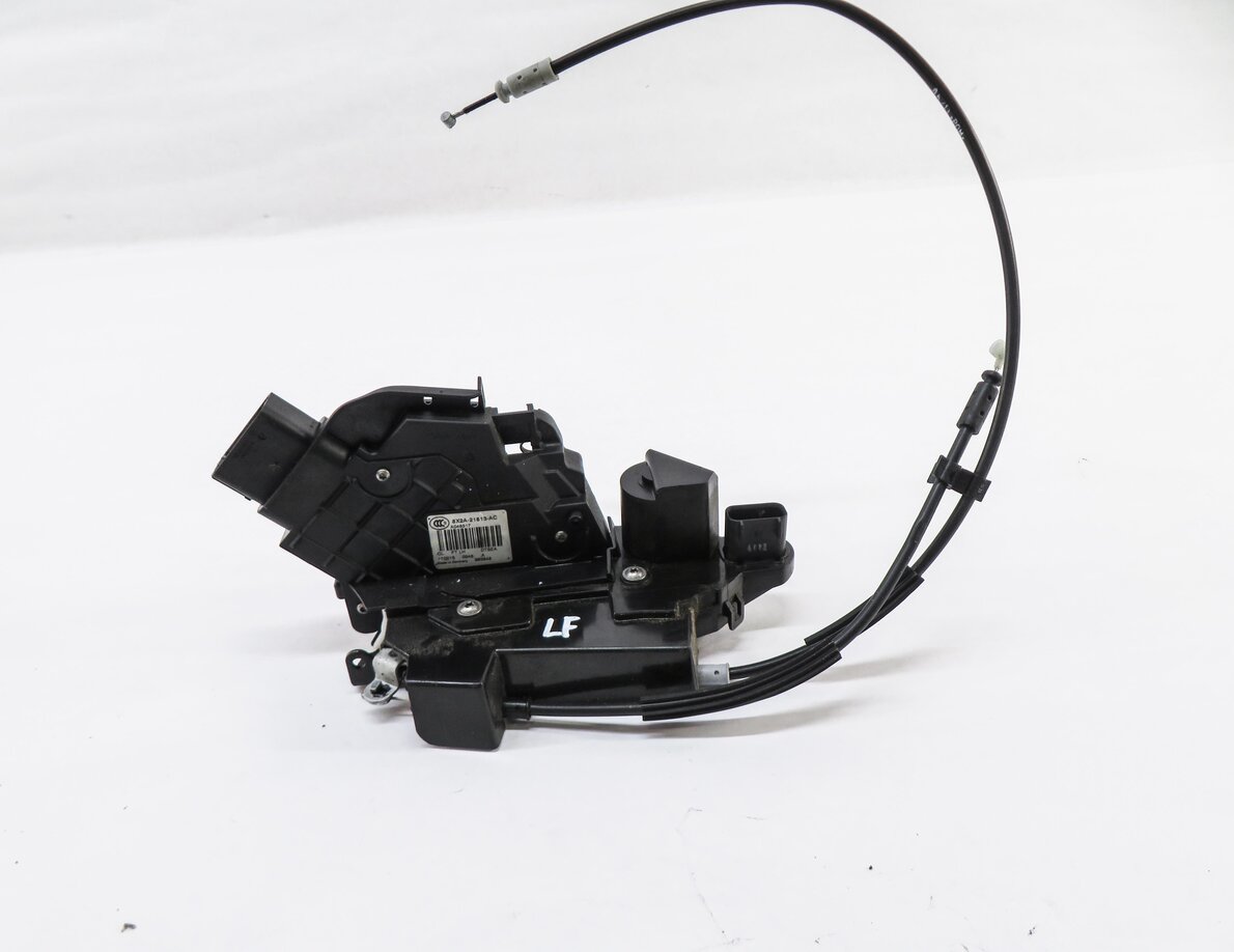 Thumbnail 2: 2010-2019 EVOQUE LR4 / RANGE ROVER SPORT (L320) LEFT FRONT PASSIVE DOOR LATCH