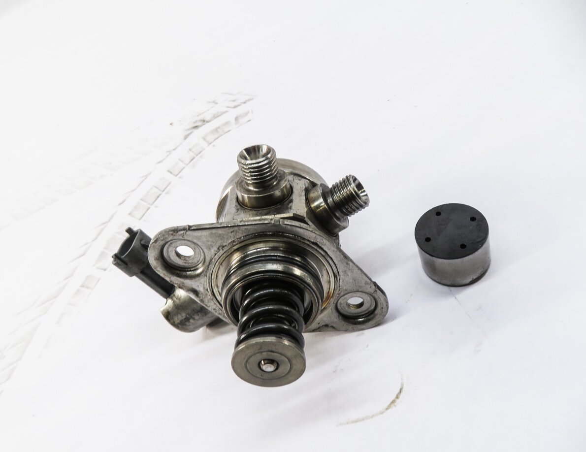 Thumbnail 2: 10-17 LR4 RANGE ROVER SPORT (L322 L320 L405 L494) 3.0L 5.0L HPFP FUEL PUMP