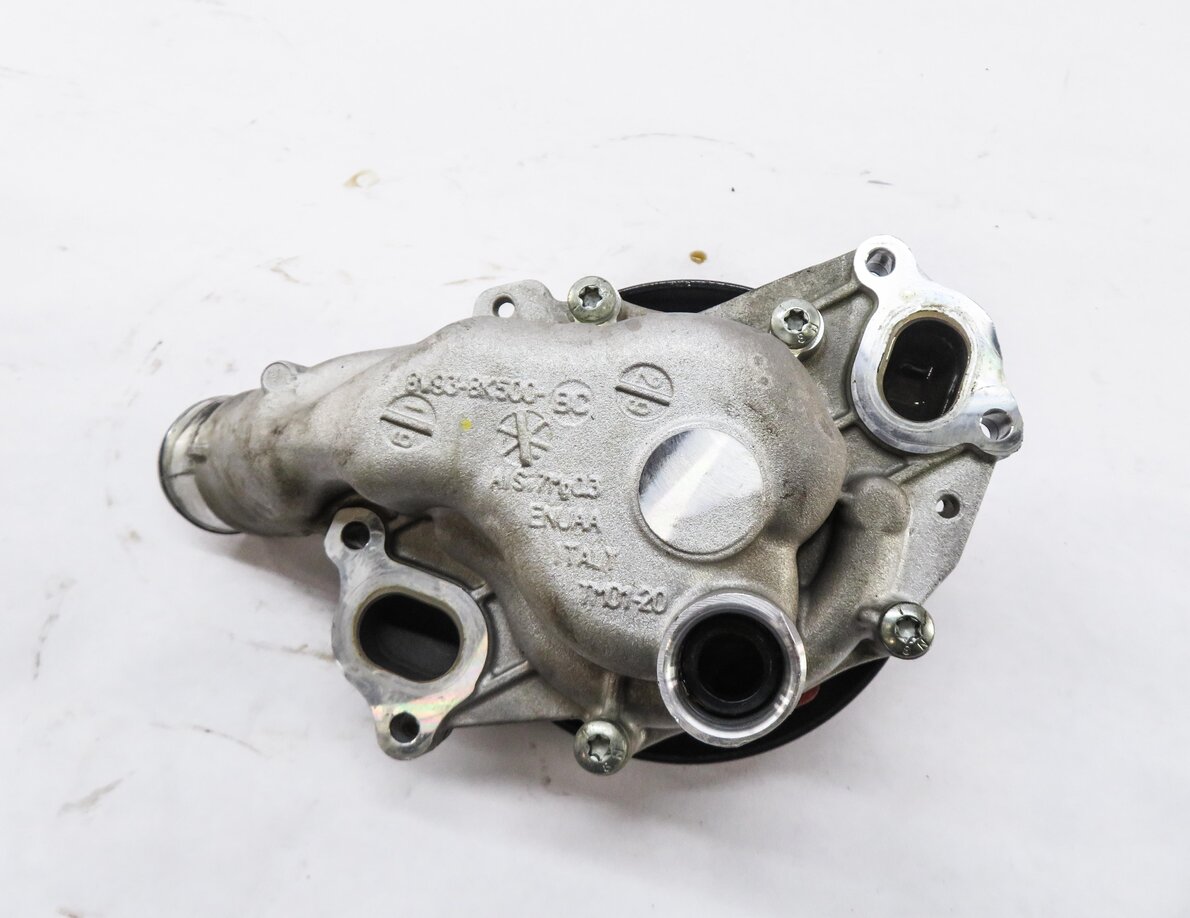 Thumbnail 3: 2010-2017 LR4 - RANGE ROVER SPORT (L320 L322 L494 L404) 3.0L / 5.0L - WATER PUMP