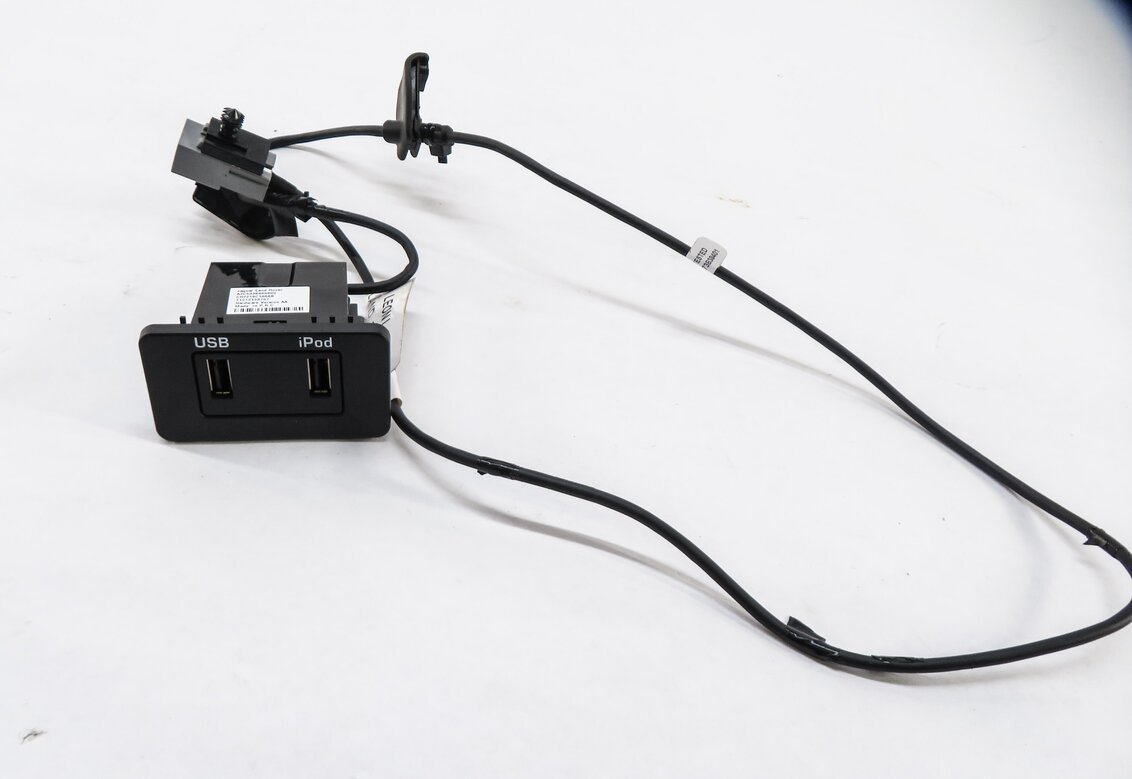 2013 RANGE ROVER SPORT (L320) RADIO STEREO USB i-POD INTERFACE JACK