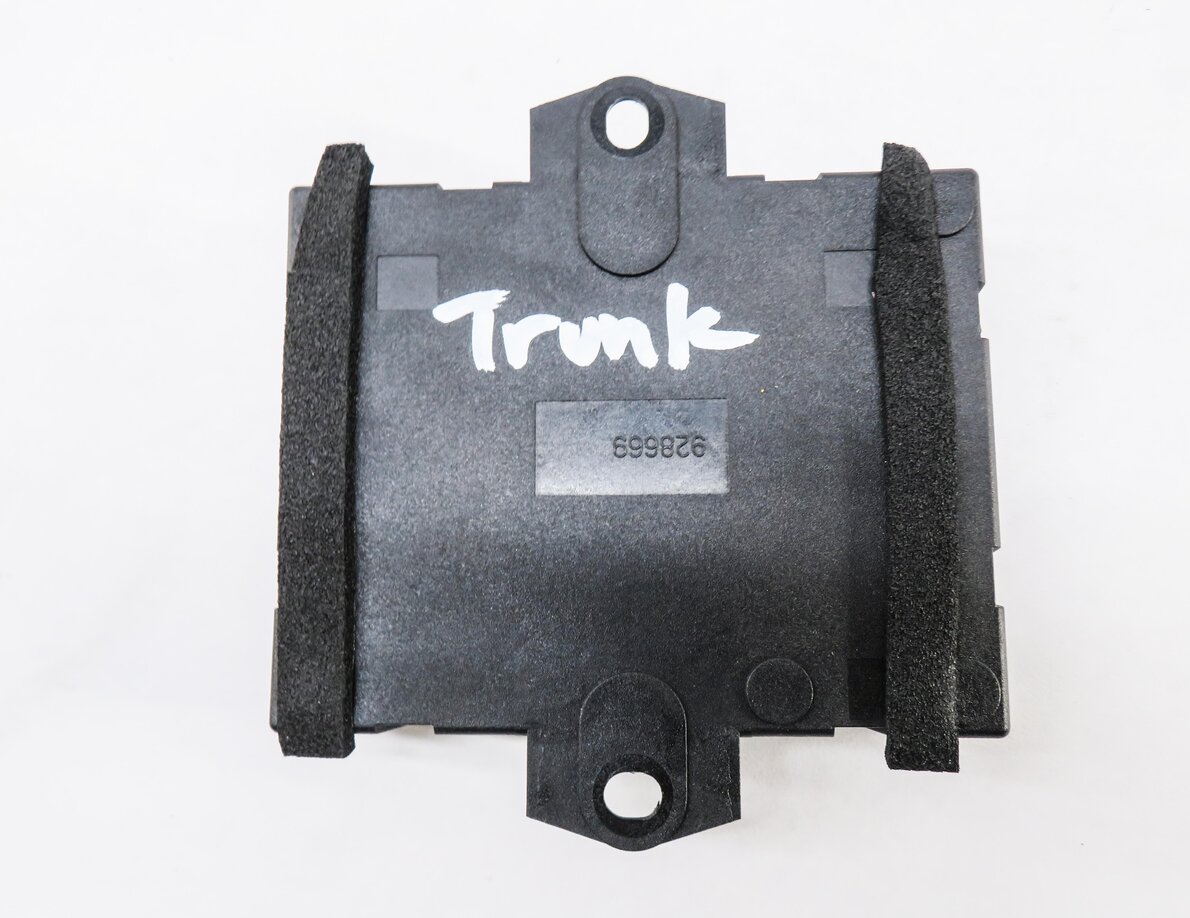 Thumbnail 3: 2013 RANGE ROVER SPORT (L320) REAR TRUNK LIFT LIFTGATE CONTROL MODULE