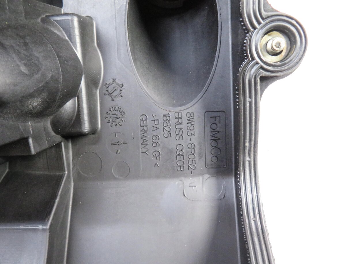 Thumbnail 5: 2010-2018 RANGE ROVER SPORT (L320 L322 L405 L494) 5.0L V8 - LEFT VALVE COVER