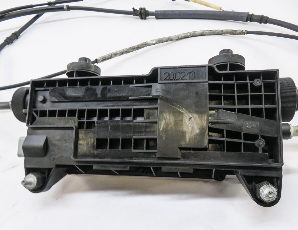 Thumbnail 5: 2013 RANGE ROVER SPORT (L320) PARKING BRAKE ACTUATOR MOTOR w/ CABLES
