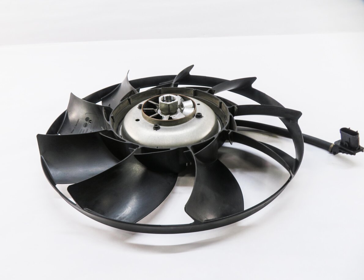 Thumbnail 4: 2010-2013 LR4 - RANGE ROVER SPORT (L320) 5.0L NON SC COOLING FAN BLADE w/ CLUTCH