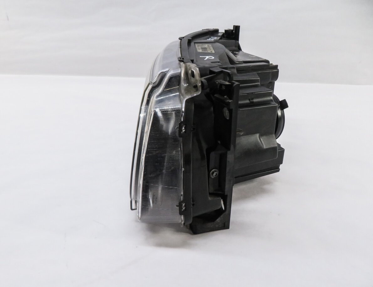 Thumbnail 4: 2012-2013 RANGE ROVER SPORT (L320) RIGHT PASSENGER XENON HID HEADLIGHT LAMP