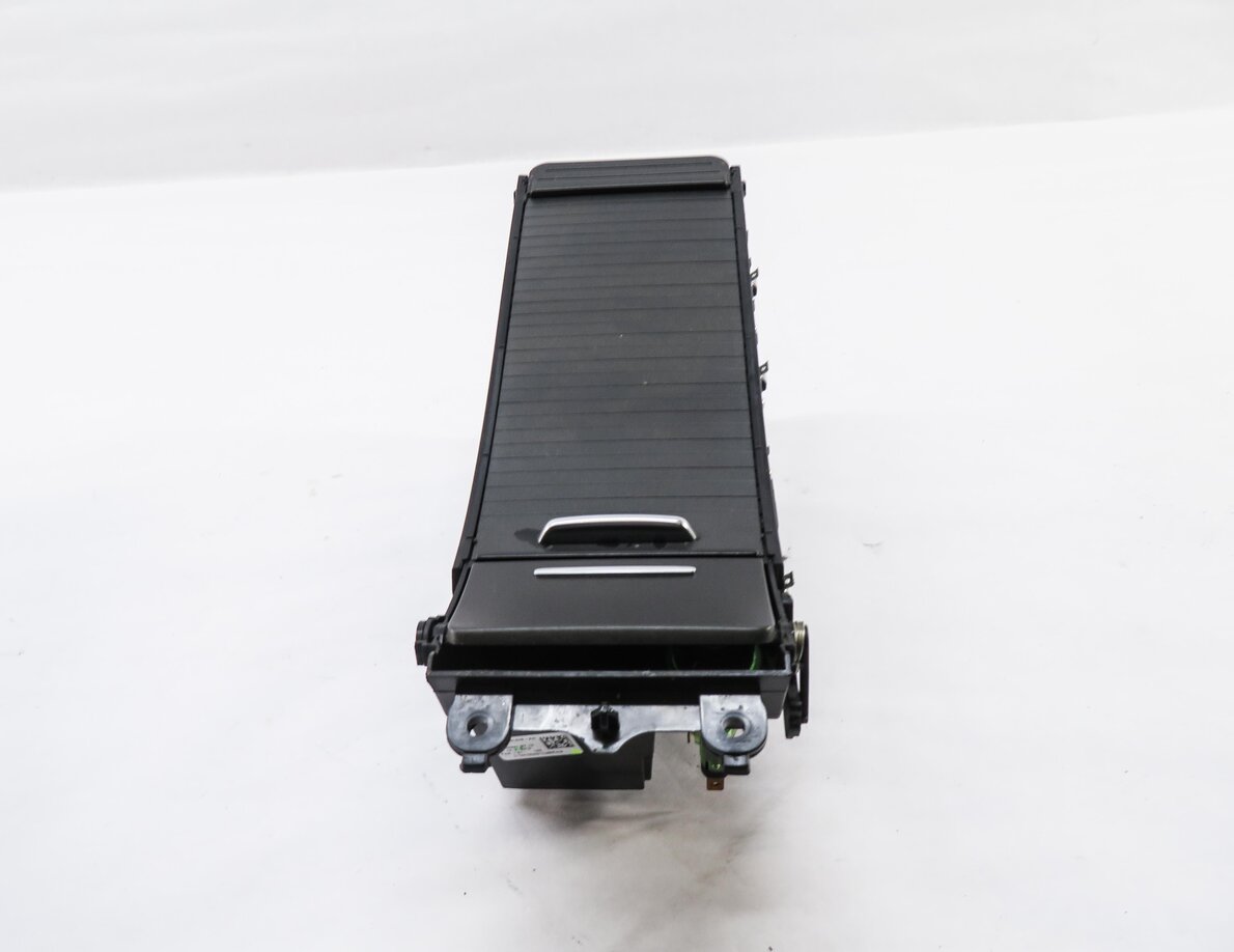 Thumbnail 2: 2013 RANGE ROVER SPORT (L320) FRONT CENTER CONSOLE CUP HOLDER w/ 12v
