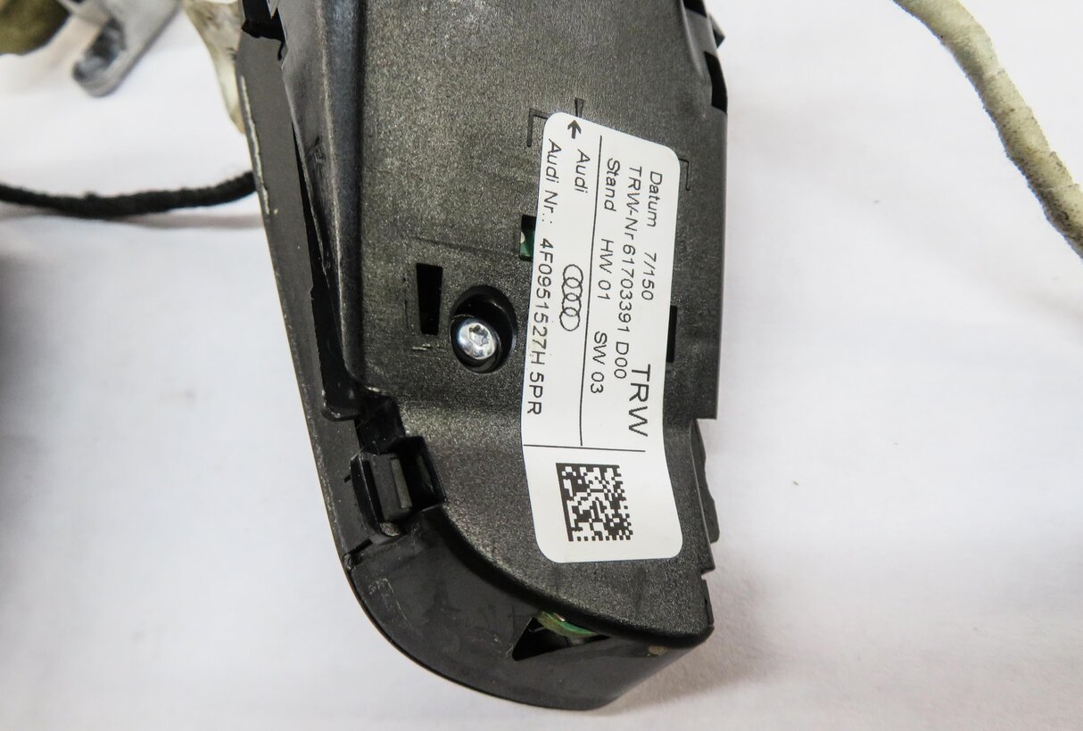 Thumbnail 8: 2008 AUDI Q7 (4L) STEERING WHEEL SWITCH BUTTON SET