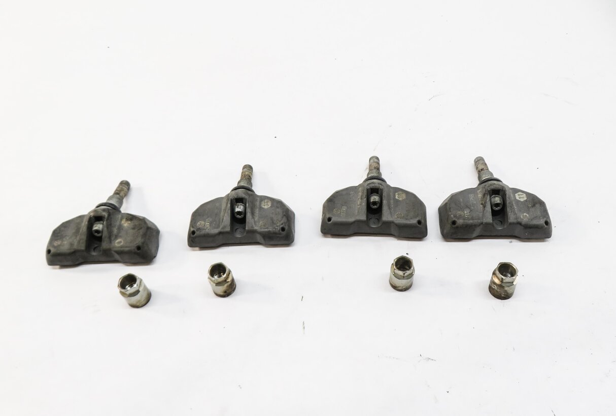 Thumbnail 2: 2008 AUDI Q7 (4L) TPMS TIRE AIR PRESSURE SENSOR SET-4