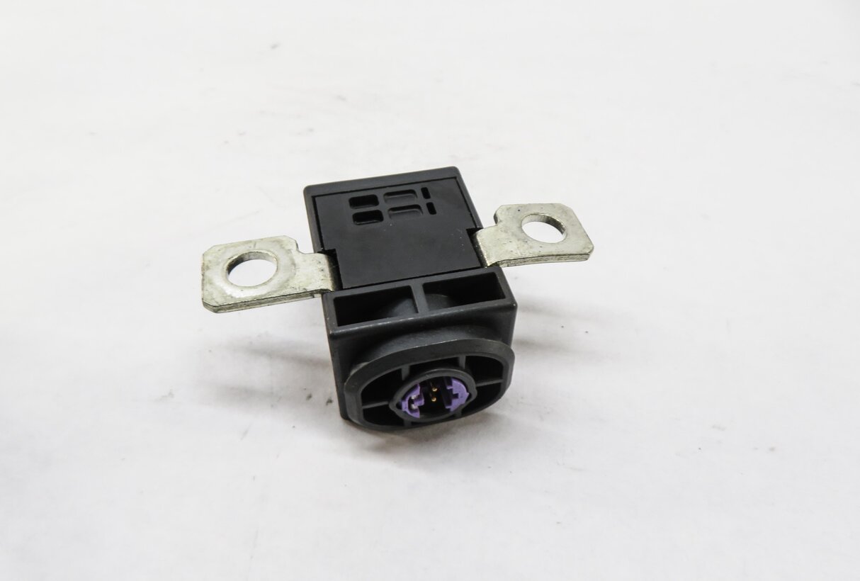 Thumbnail 3: 2008 AUDI Q7 (4L) BATTERY OVERLOAD PROTECTION SWITCH