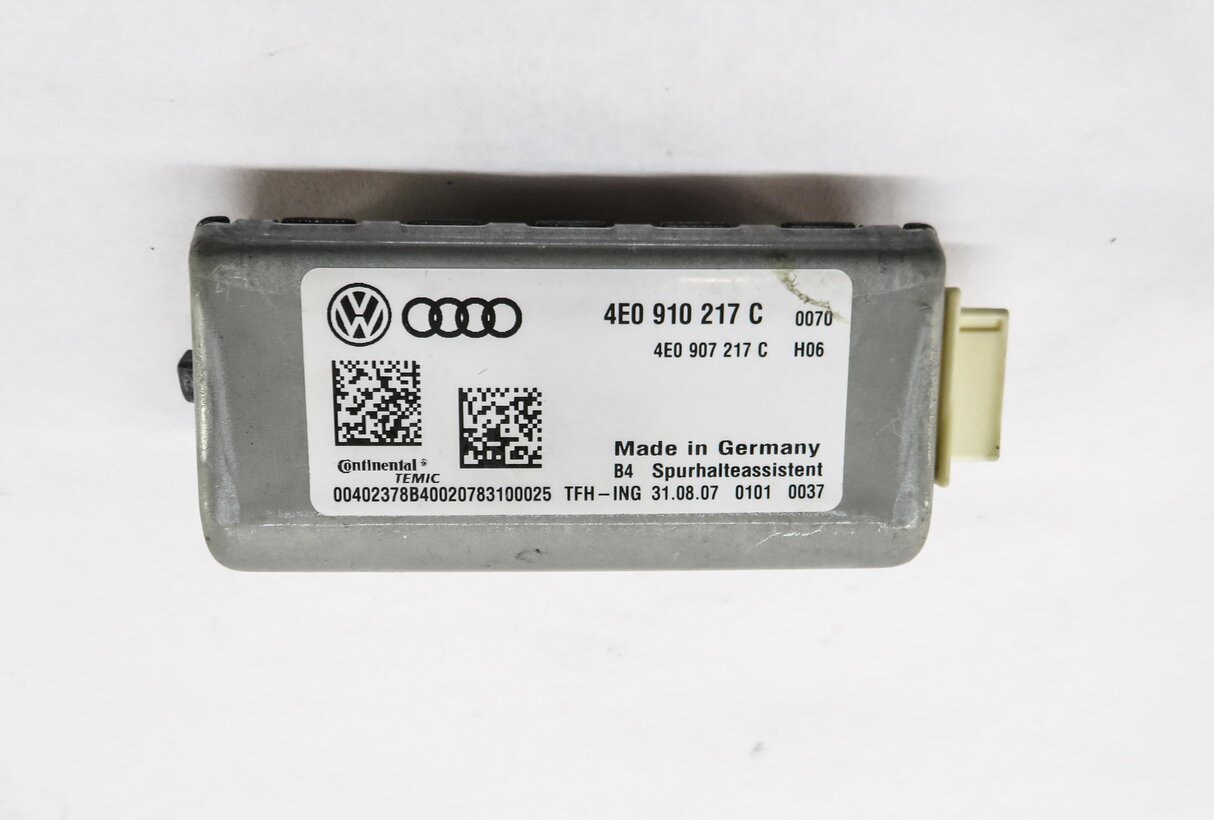 Thumbnail 3: 2008 AUDI Q7 (4L) FRONT LANE KEEP ASSIST CAMERA