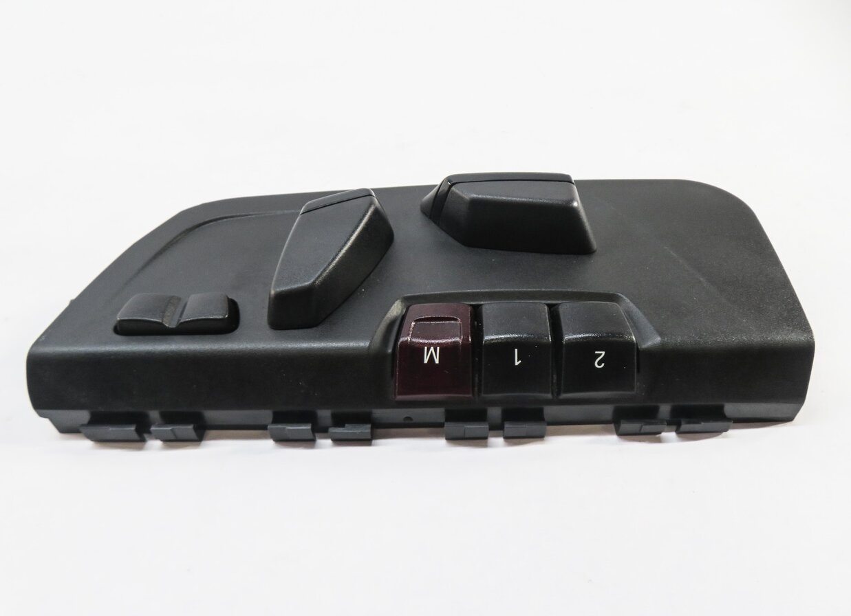 Thumbnail 3: 2013 BMW 328i (F30) LEFT FRONT DRIVER MEMORY SEAT ADJUSTMENT SWITCH BUTTON
