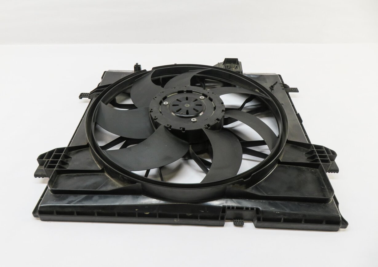 Thumbnail 2: 13-19 MERCEDES GL350 GL450 GL550 GLE ML250 ML400 ML550 (W166 X166) COOLING FAN