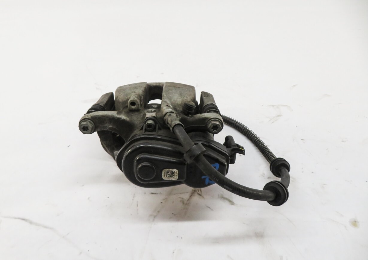 Thumbnail 3: 2012-2018 MERCEDES GLE300D GLE350 ML250 ML350 (W166) RIGHT REAR BRAKE CALIPER