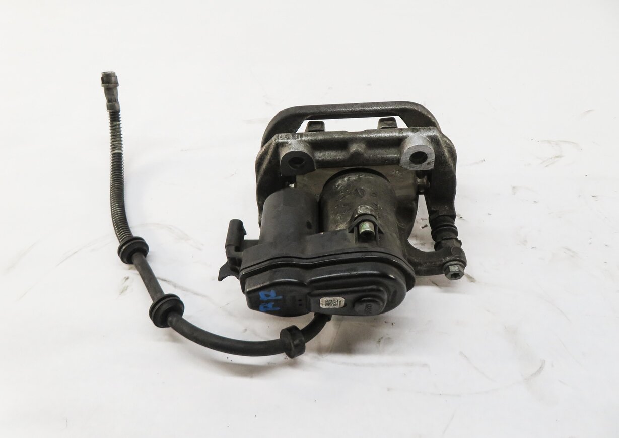 Thumbnail 4: 2012-2018 MERCEDES GLE300D GLE350 ML250 ML350 (W166) RIGHT REAR BRAKE CALIPER