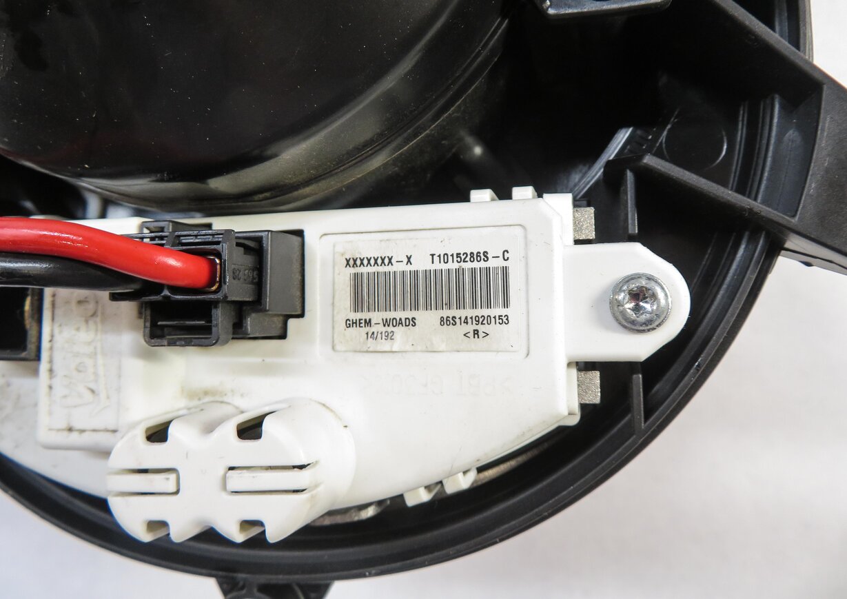Thumbnail 5: 12-19 MERCEDES GLE GL350 GL450 GL550 ML350 ML550 (W166 X166) FRONT BLOWER MOTOR