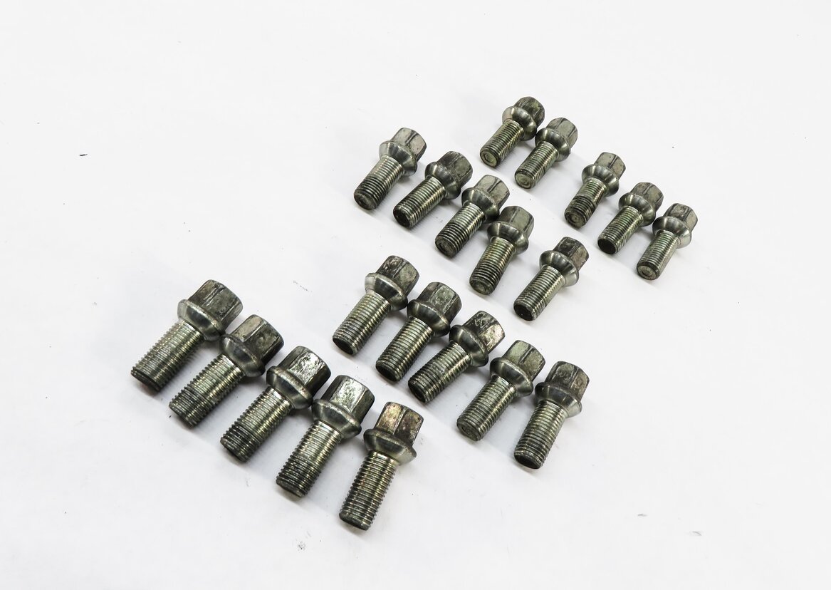 Thumbnail 3: 2016 AUDI A3 (8V) LUG NUT WHEEL BOLT SET-20