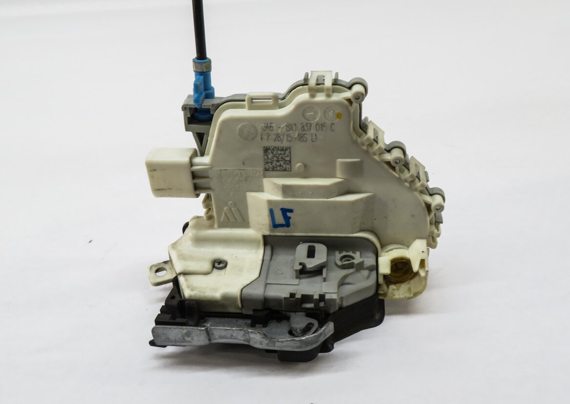 Thumbnail 2: 15-18 AUDI A3 S3 A4 Q5 TT (8V B9 MK3 FY) LEFT FRONT DRIVER DOOR LOCK LATCH