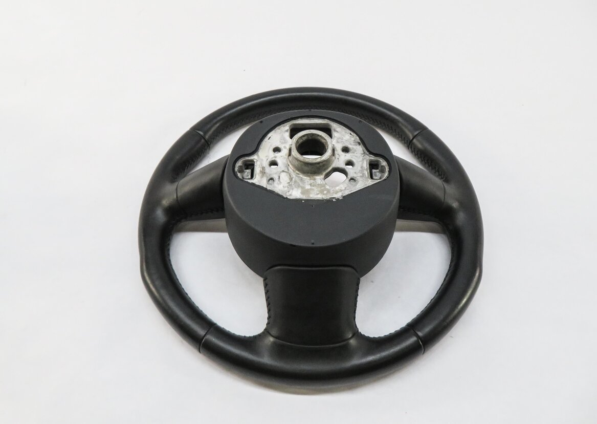 Thumbnail 6: 2015-2016 AUDI A3 (8V) 3-SPOKE SPORT STEERING WHEEL (BLACK)