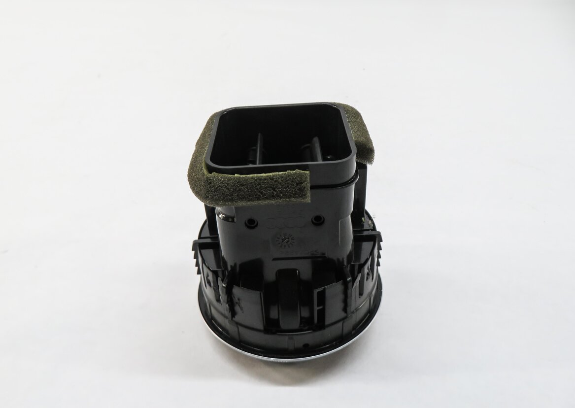Thumbnail 4: 2016 AUDI A3 (8V) FRONT DASH HEATER A/C AIR VENT