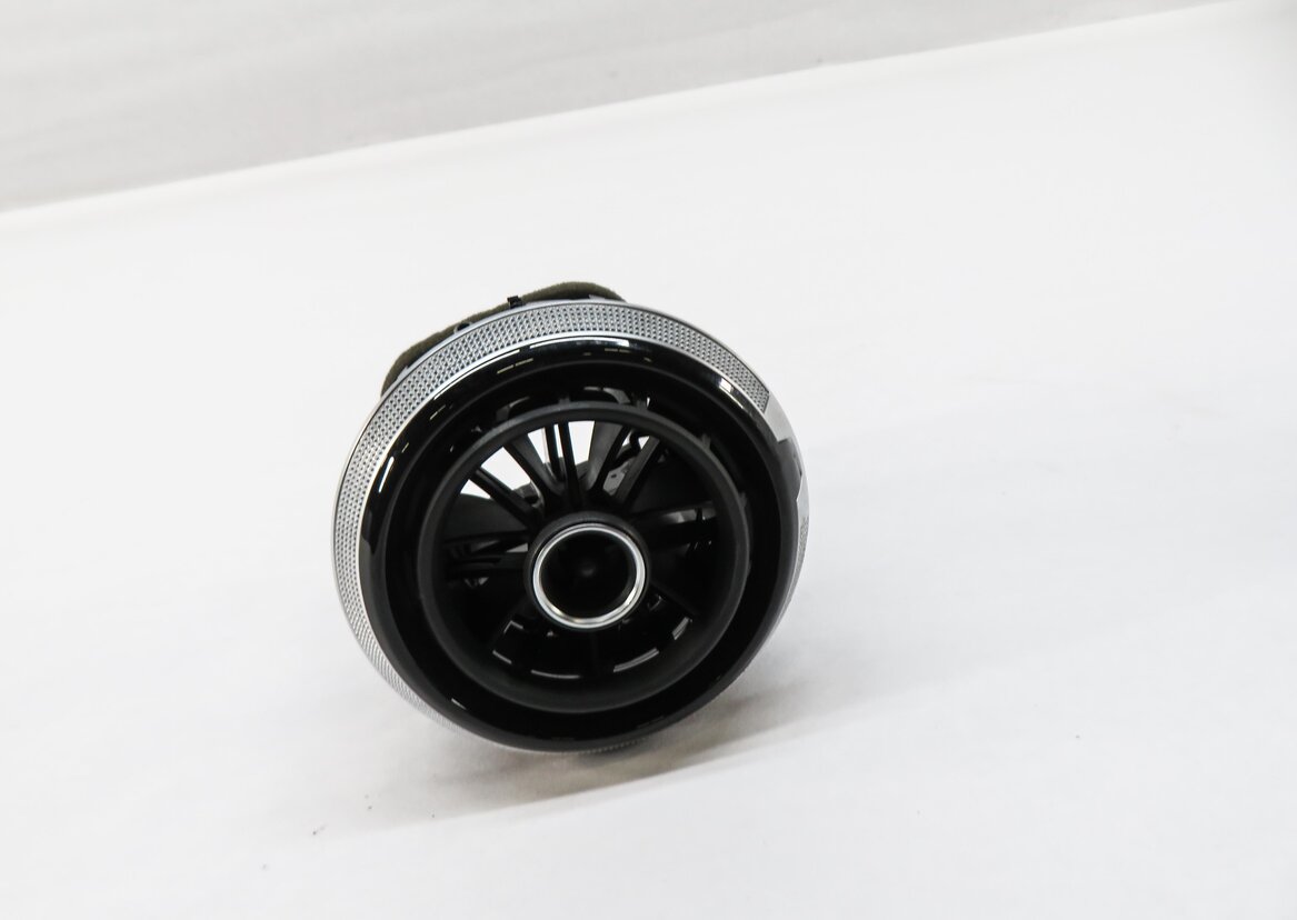 Thumbnail 2: 2016 AUDI A3 (8V) FRONT DASH HEATER A/C AIR VENT