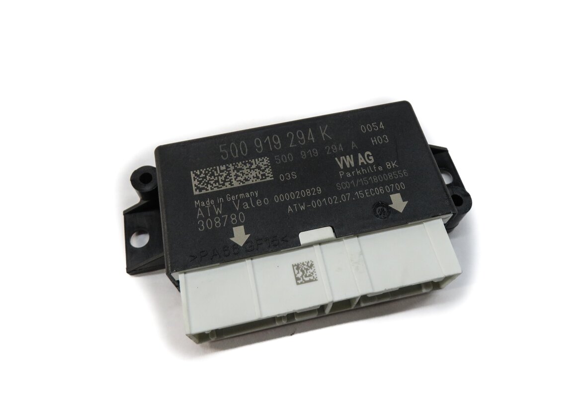 2016 AUDI A3 (8V) PDC PARK DISTANCE CONTROL MODULE