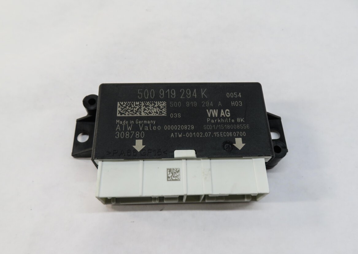 Thumbnail 2: 2016 AUDI A3 (8V) PDC PARK DISTANCE CONTROL MODULE