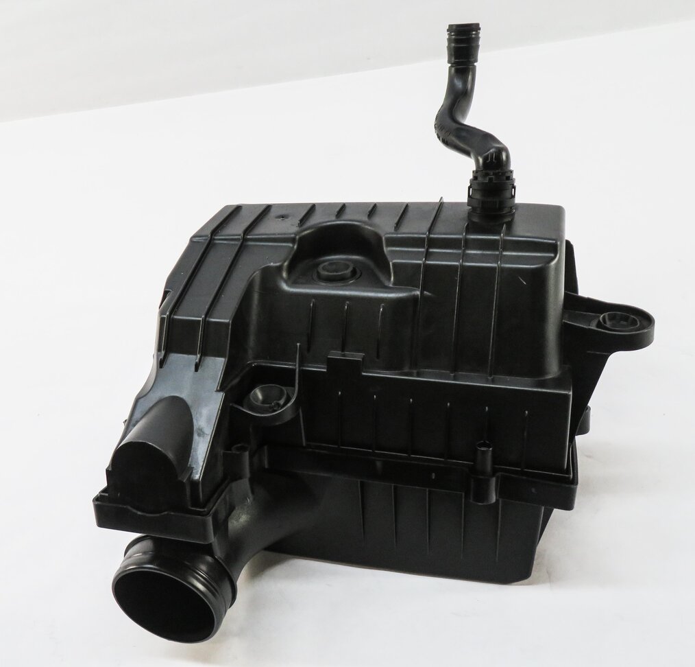 Thumbnail 5: 15-19 VW GOLF / AUDI A3 TT (8V MK3) 1.8L / 2.0L TURBO ENGINE AIR FILTER HOUSING