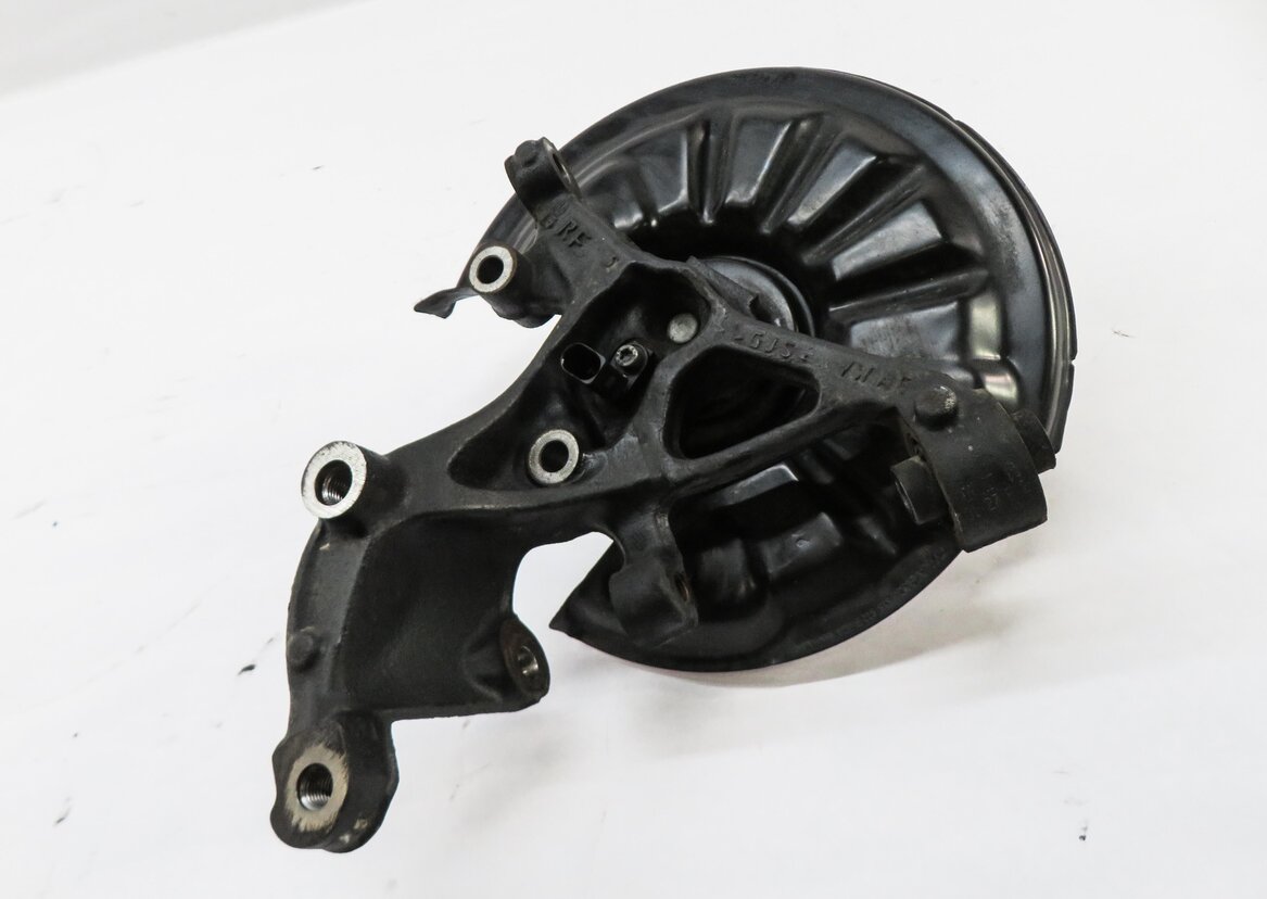 Thumbnail 2: 2015-2018 VW GOLF AUDI A3 (8V) 4 LINK RIGHT PASSENGER REAR SPINDLE KNUCKLE STUB