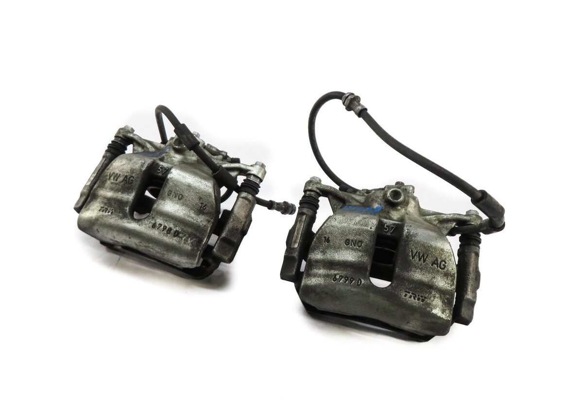 2015-2017 VW GOLF / AUDI A3 TT (8V MK3) 1.8T / 2.0T FRONT DISC BRAKE CALIPER SET