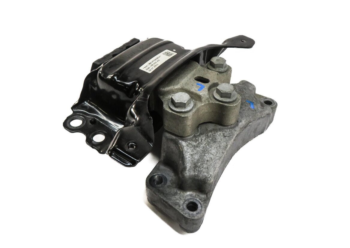 2016 AUDI A3 (8V) 1.8L CNSB TURBO ENGINE LEFT MOTOR MOUNT BRACKET