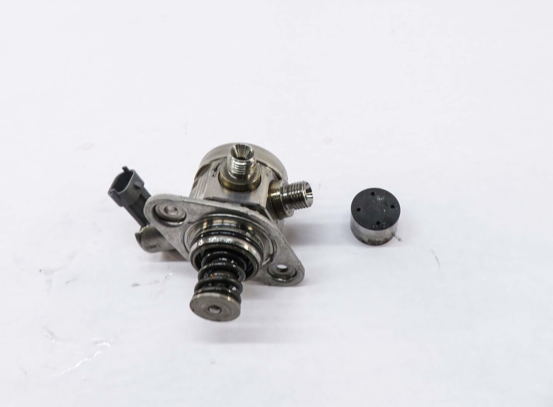 Thumbnail 2: 10-17 LR4 RANGE ROVER SPORT (L322 L320 L405 L494) 3.0L 5.0L MECHANICAL FUEL PUMP
