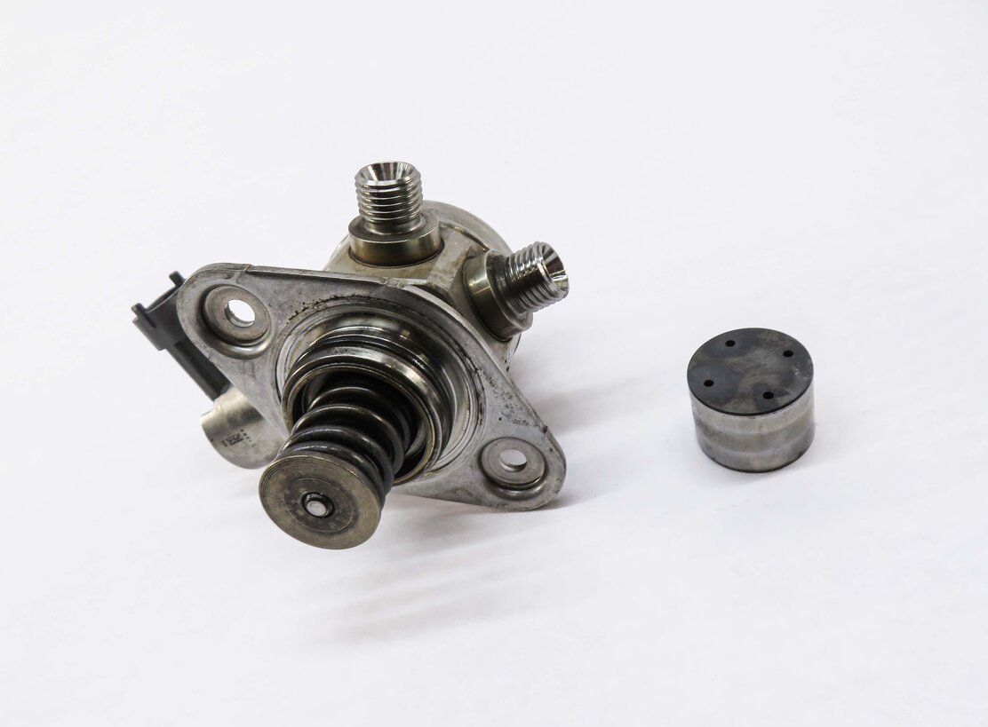 Thumbnail 2: 10-17 LR4 RANGE ROVER SPORT (L322 L320 L405 L494) 3.0L 5.0L MECHANICAL FUEL PUMP