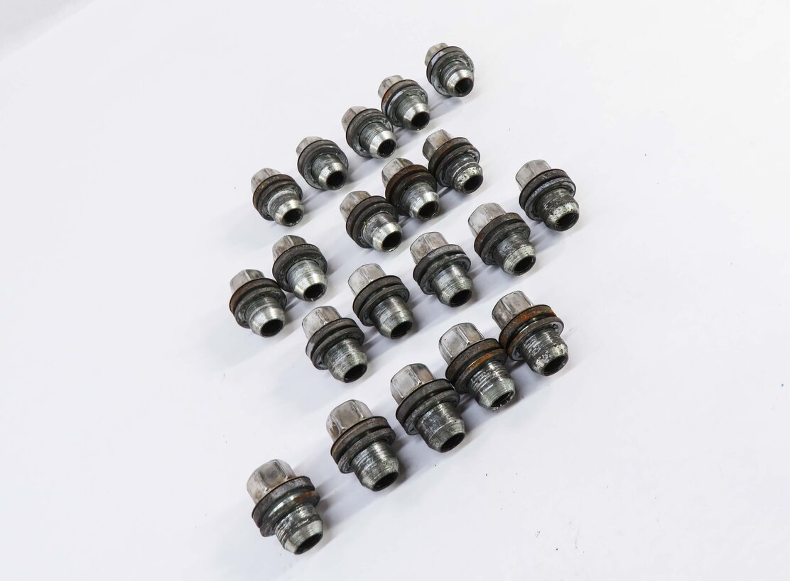 Thumbnail 3: 2005-2018 LR3 LR4 DISCOVERY RANGE ROVER SPORT WHEEL TIRE RIM LUG NUT SET (20)