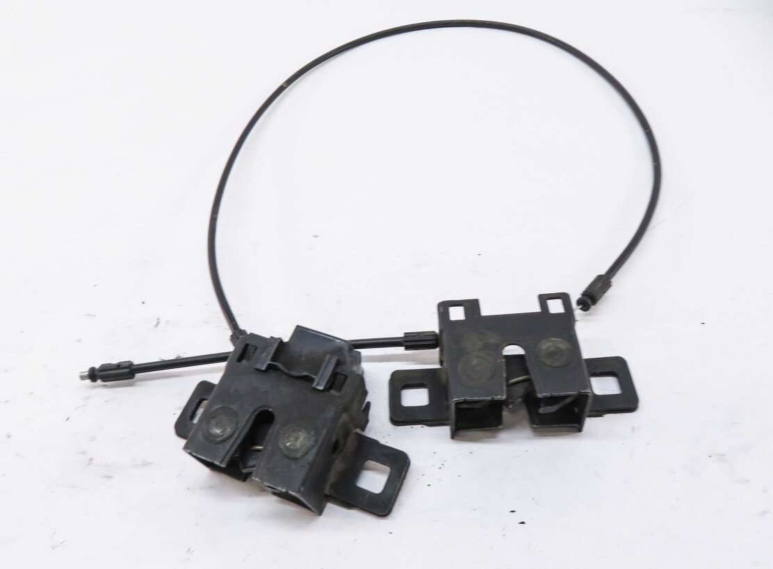 Thumbnail 3: 2012 RANGE ROVER SPORT (L320) FRONT LEFT & RIGHT LOWER HOOD LOCK LATCH SET