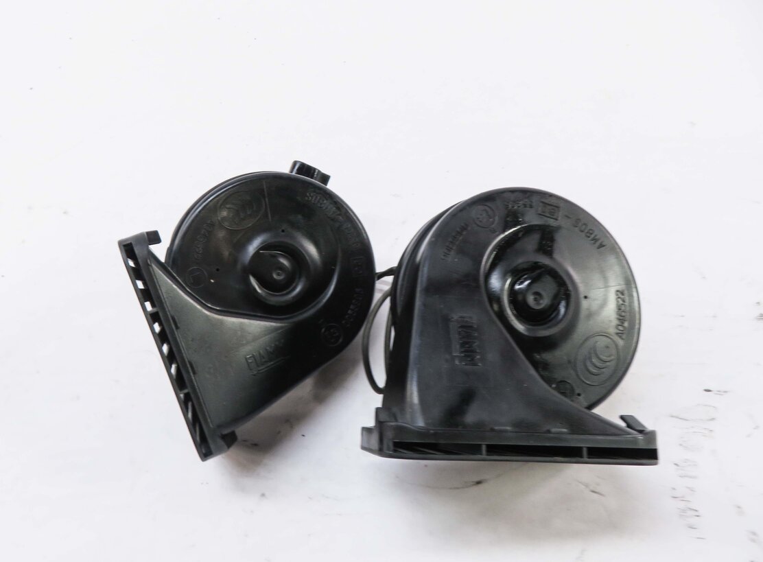 Thumbnail 2: 2010-2016 RANGE ROVER SPORT (L320) LR4 - HIGH & LOW TONE SAFETY HORN SET-2