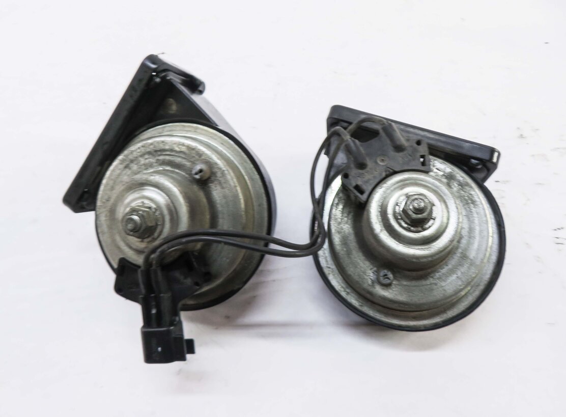 Thumbnail 3: 2010-2016 RANGE ROVER SPORT (L320) LR4 - HIGH & LOW TONE SAFETY HORN SET-2