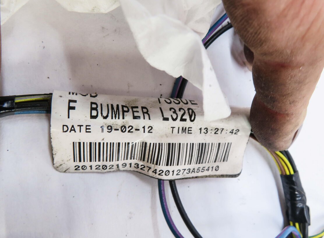 Thumbnail 5: 2012 RANGE ROVER SPORT (L320) FRONT PDC PARK SENSOR SET w/ HARNESS (ORKNEY GRAY)