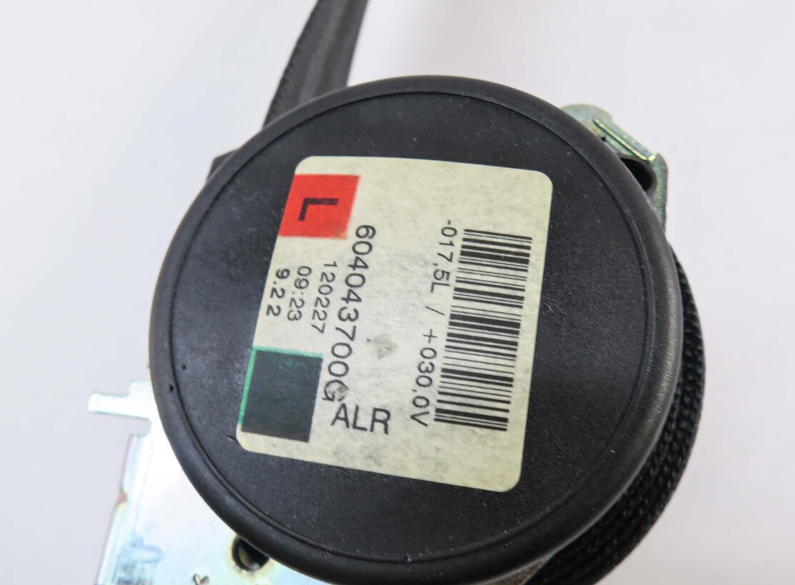 Thumbnail 5: 2012 RANGE ROVER SPORT (L320) LEFT REAR 2nd SECOND ROW SEAT SEATBELT RETRACTOR