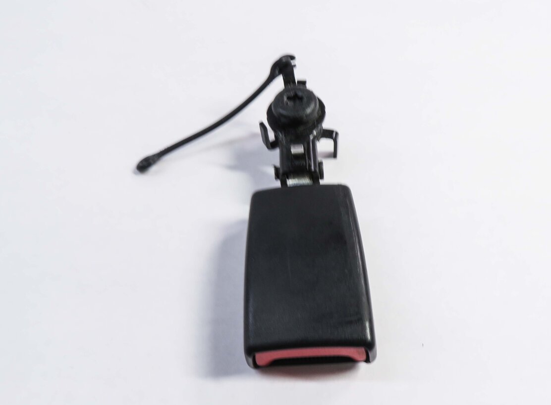 Thumbnail 2: 2012 RANGE ROVER SPORT (L320) RIGHT REAR 2nd SECOND ROW SEAT SEATBELT BUCKLE