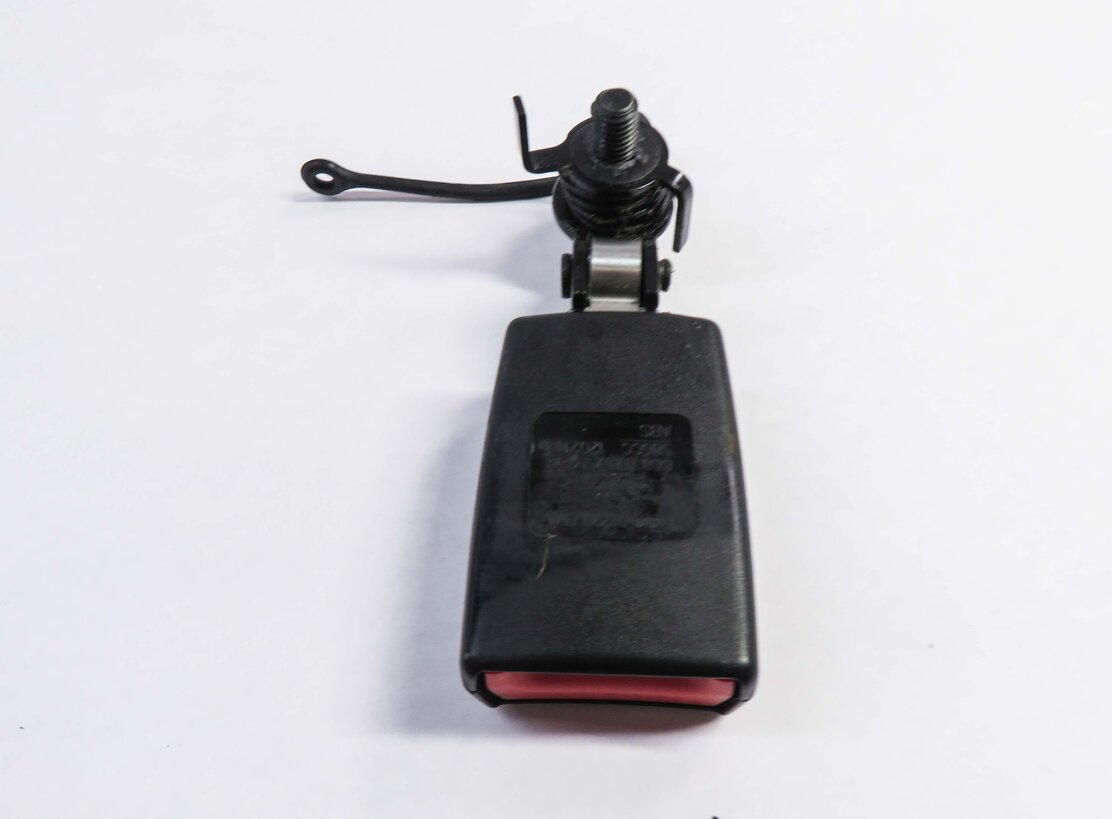 Thumbnail 3: 2012 RANGE ROVER SPORT (L320) RIGHT REAR 2nd SECOND ROW SEAT SEATBELT BUCKLE