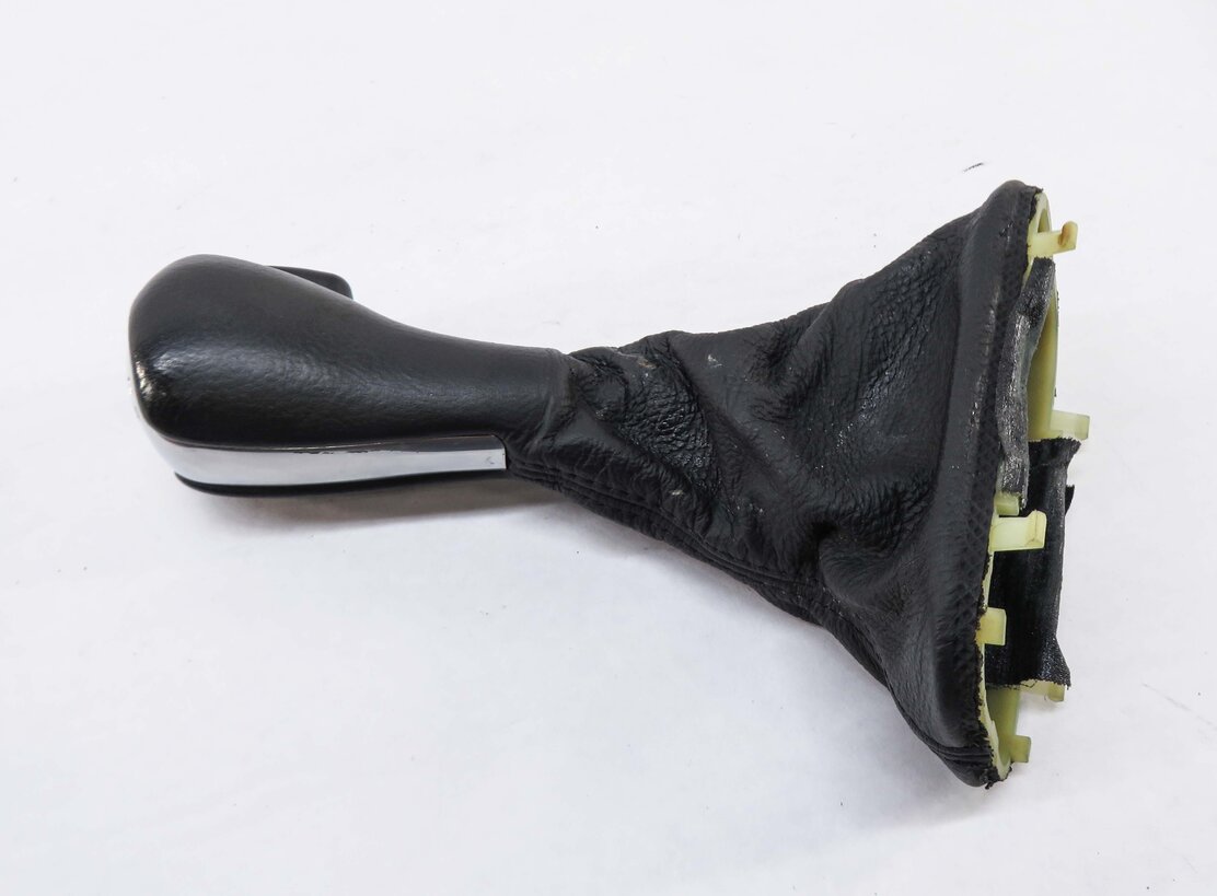 Thumbnail 2: 2012 RANGE ROVER SPORT (L320) TRANSMISSION GEAR SHIFTER SHIFT HANDLE w/ BOOT