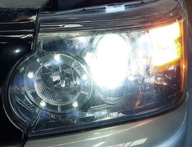 Thumbnail 2: 2012-2013 RANGE ROVER SPORT (L320) LEFT FRONT DRIVER XENON HID HEADLIGHT LAMP