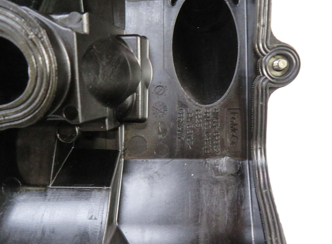 Thumbnail 5: 2010-2018 RANGE ROVER SPORT (L320 L322 L494 L405) 5.0L V8 LEFT VALVE COVER